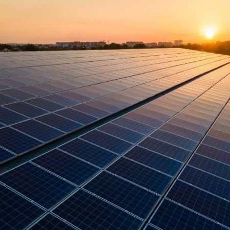 Baterias e eletromobilidade irão puxar crescimento do setor solar no Brasil